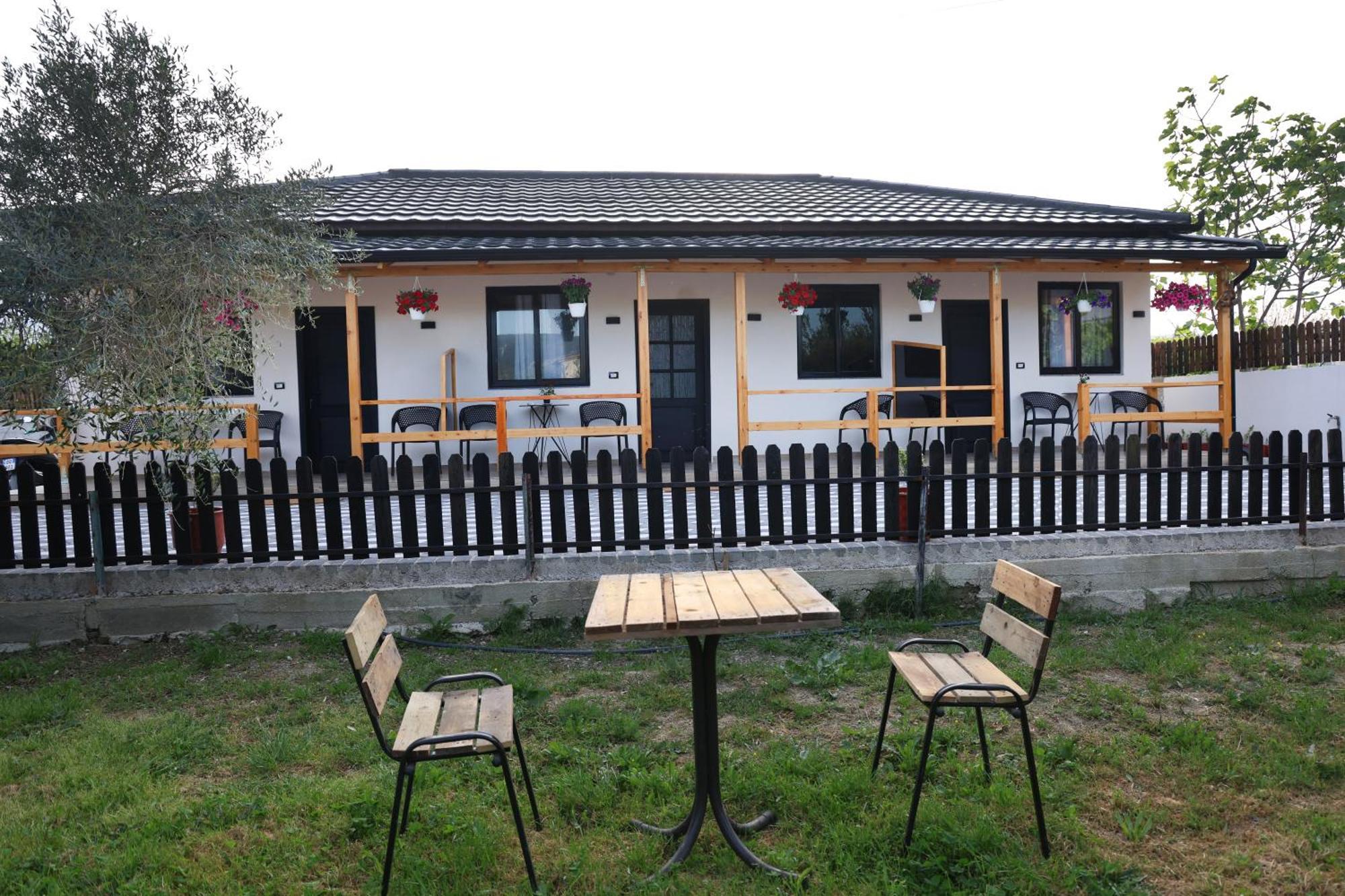 Olive Oasis Studio Berati Exterior foto
