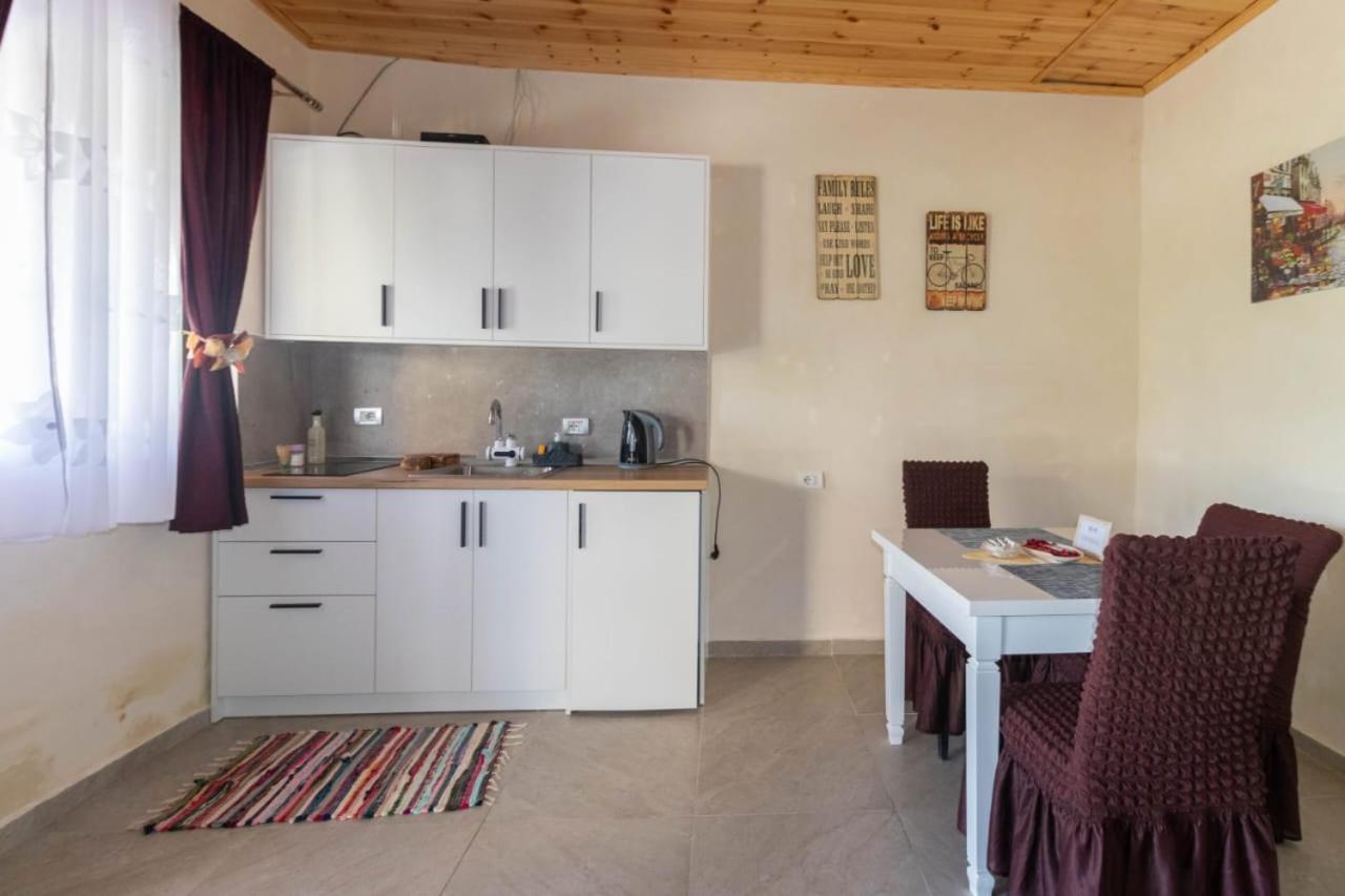 Olive Oasis Studio Berati Exterior foto